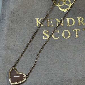Authentic Kendra Scott Ari Heart Gold Pendant Necklace in Rose Quartz